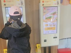 -麦当劳(健德桥得来速店)
