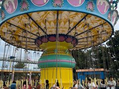 -七彩云南欢乐世界