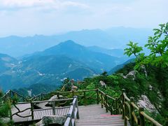 -罗田薄刀峰风景区