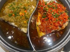 -阿瓦山寨·湘菜现炒·剁椒鱼头王(咸阳总店)