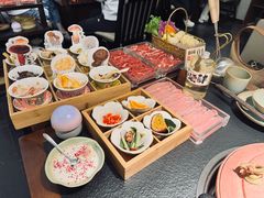 -菌自由丨野生菌火锅特色庭院餐厅(丽江古城店)