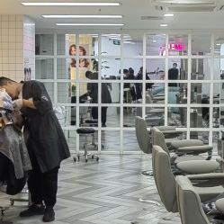-米娜护肤造型