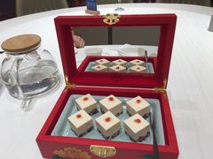 -品海楼·大连海胆锅贴馆(东港店)