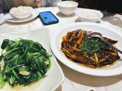 -鹿港小镇经典老上海菜(长乐路店)