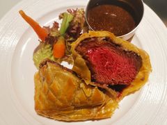 雀牌威灵顿牛排-開籠雀冰室(同和金铂店)