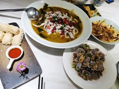-周渝食惦·酸菜鱼精致川菜(横岗店)