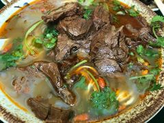 -金杨拉面王小吃面馆·牛三宝面·红烧牛肉粉