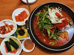 -喇喇排骨火锅·传统韩式脊骨汤(望京西园总店)