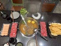 -德记牛肉社潮汕鲜切牛肉火锅(中心路店)