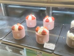 -焙丽拾光(麦凯乐直营店)