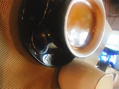 拿铁-YUE·6·西式融合餐厅(外滩六号店)