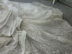 -衣贝姿婚纱礼服馆