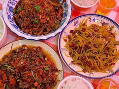 -饶品富牛魔王辣味烧菜馆(船山路总店)