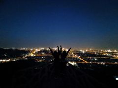 -鬼笑石后山停车场