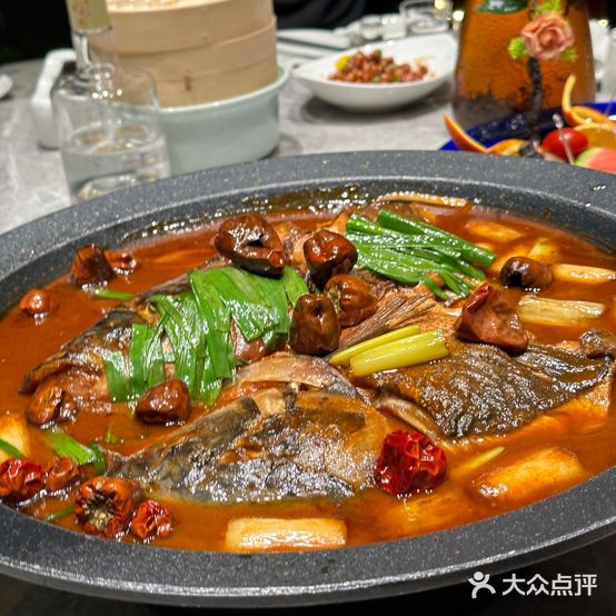 草堂烤鸭(宁城华府店)