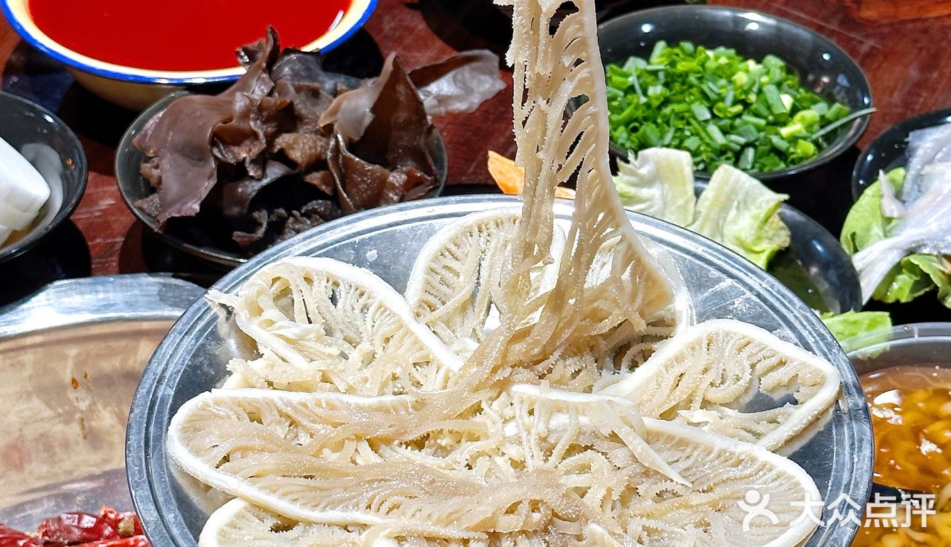 高考完的来这吃火锅保你高兴哈哈哈哈