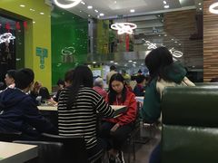 大堂-佰搭果·广式茶餐厅(西华路店)
