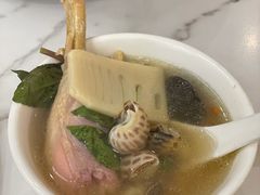 花螺鸡汤-神仙馆(衡山路店)