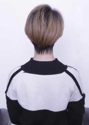 -明洞造型精品烫染