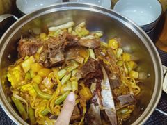-内蒙焖面大盆骨餐馆(山大路店)