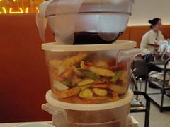 -黄记煌三汁焖锅(新佳丽江汉路店)