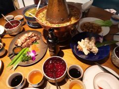 -觅山云南菜(泊富ICITY店)