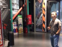 -极限PLAY运动娱乐新世界·团建派对表演休闲馆·室内高空游乐园