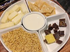 -哈啾嗨·新概念蒙餐(红星新城店)