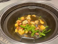 -老关东铁锅炖(上游街店)
