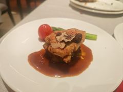 -广州万富希尔顿酒店·感趣自助餐厅·金秋蟹宴生蚝海鲜刺身