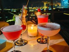 -SU lounge the lake view湖景酒廊