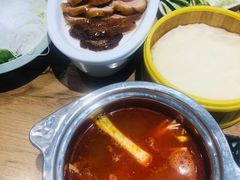 -龙聚德北京烤鸭(沙坪坝华宇A馆店)