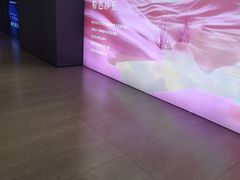 -涨巢·潮玩水疗局