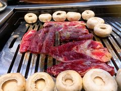 -臻牛烤肉