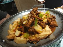 锅盔焖土鸡-粗茶淡饭•陕菜•家常菜