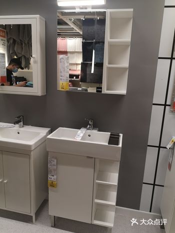 宜家的东西也太全了吧，从锅碗瓢盆到桌子柜子再到植物食