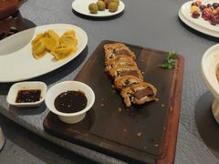 -连鹭海鲜·海肠捞饭·海胆饭(星海店)