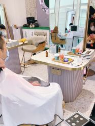 -PE SALON 