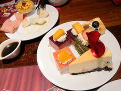 -四海一家自助餐(益田假日广场店)