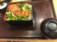 -牛カツ京都勝牛(河原町蛸薬師店)