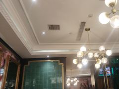 -新白鹿餐厅(爱琴海购物中心店)