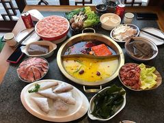-小天鹅火锅·一线江景洪鼎旗舰店(洪崖洞店)