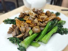 菜心炒鸡杂-醉贤居