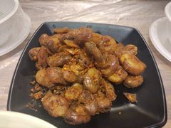 -巴厘龙虾·榜首油焖大虾(音乐学院·沿江酒馆店)