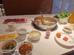 -犇鼎牛潮汕牛肉火锅(新辰里学清路店)
