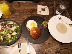 -HIGH FIVE哈福手工汉堡(桂林路店)