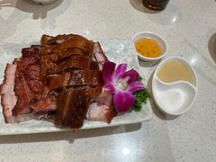 -香港新发烧腊茶餐厅(水围店)