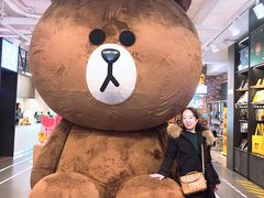 -LINE FRIENDS Garosu-gil Flagship Store
