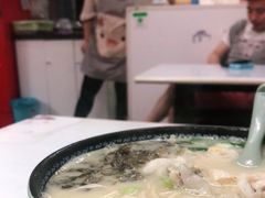 -明呈黄鱼面馆(斜土路店)