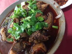 -谢老五跷脚牛肉·非遗传承店